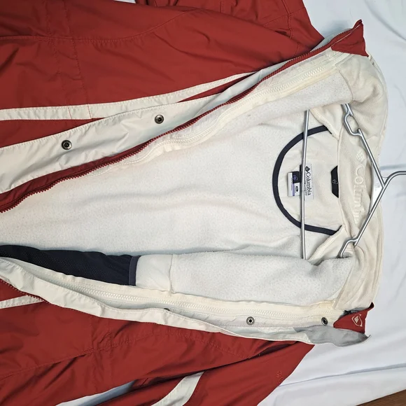 Columbia Jacket Red And White WINTER Coat With Hood Women's Size XL - Picture 6 of 13